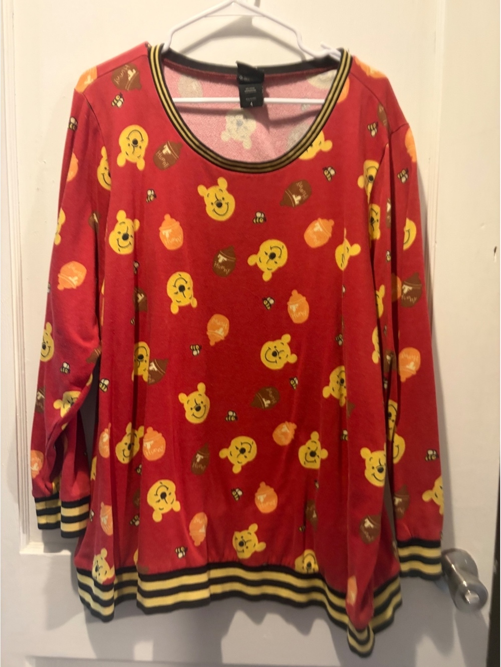Torrid Disney Winnie the Pooh Red Sweater Size 4